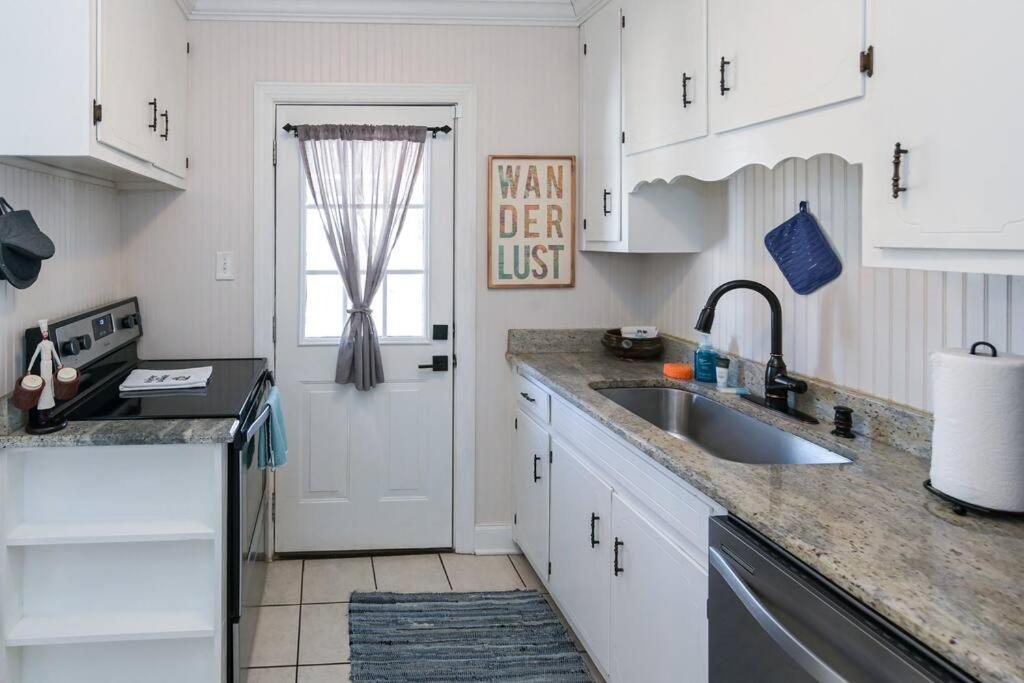 Peaceful Home In Downtown Huntsville With Nice Back Patio! Exterior foto